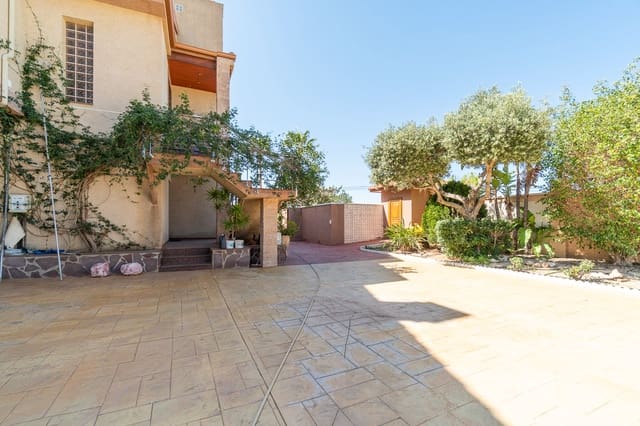 5 makuuhuone Huvila myytävänä paikassa Cabo Roig, Orihuela mukana uima-altaan 
autotalli - 1 040 000 € (Ref: 9596888)