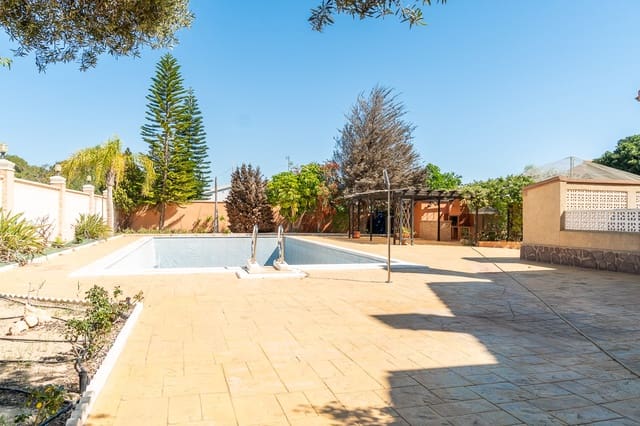 5 makuuhuone Huvila myytävänä paikassa Cabo Roig, Orihuela mukana uima-altaan 
autotalli - 1 040 000 € (Ref: 9596888)