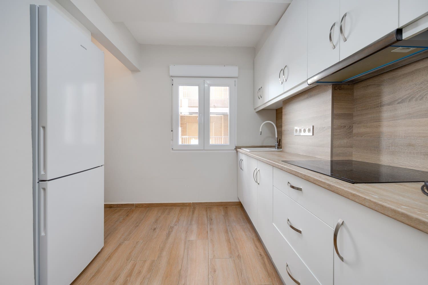 3 slaapkamer Appartement te koop in Torrevieja met zwembad - € 275.000 (Ref: 9631823)