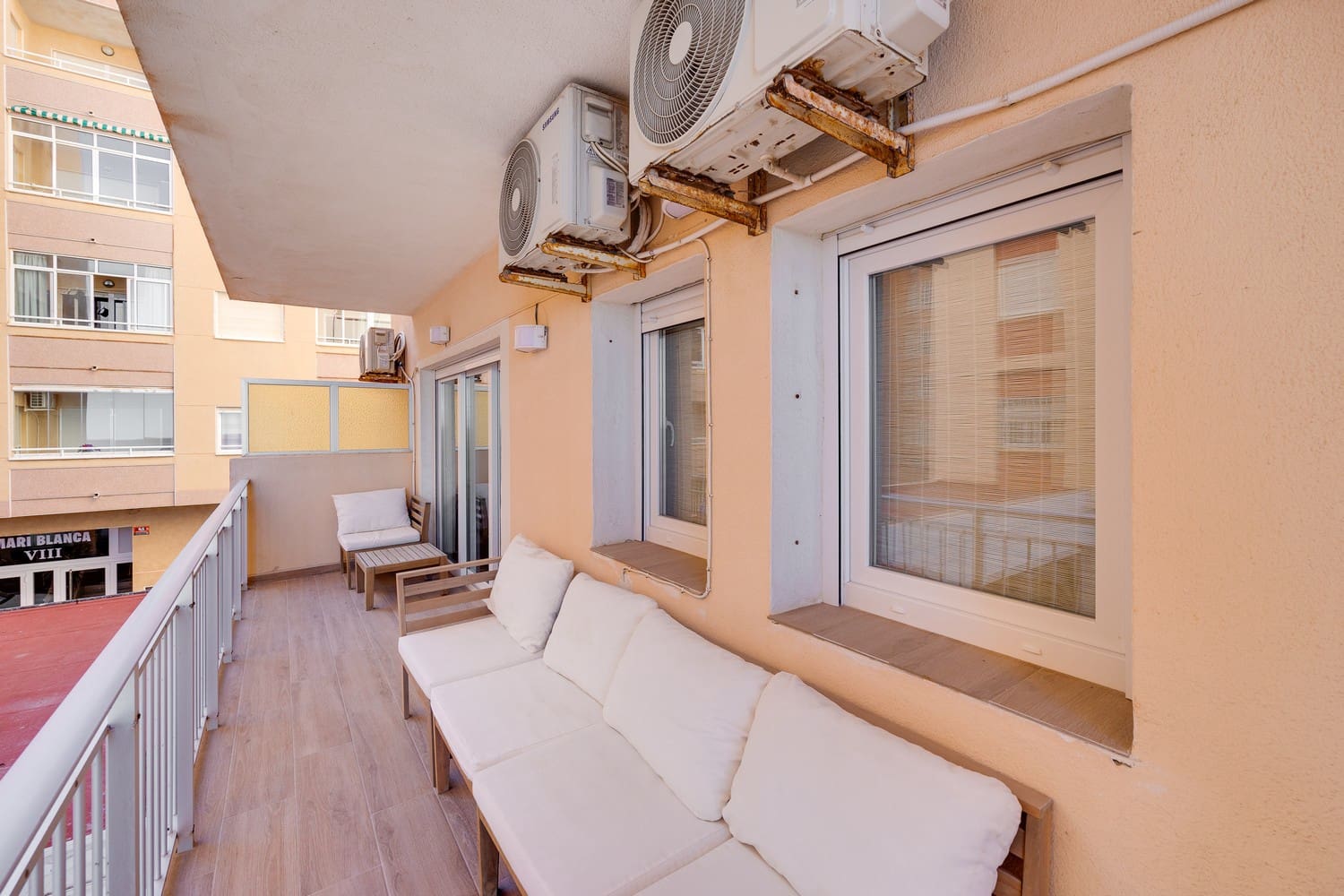 3 slaapkamer Appartement te koop in Torrevieja met zwembad - € 275.000 (Ref: 9631823)