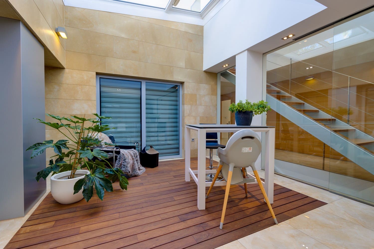 5 bedroom Townhouse for sale in San Fulgencio with garage - € 1,200,000 (Ref: 9665153)