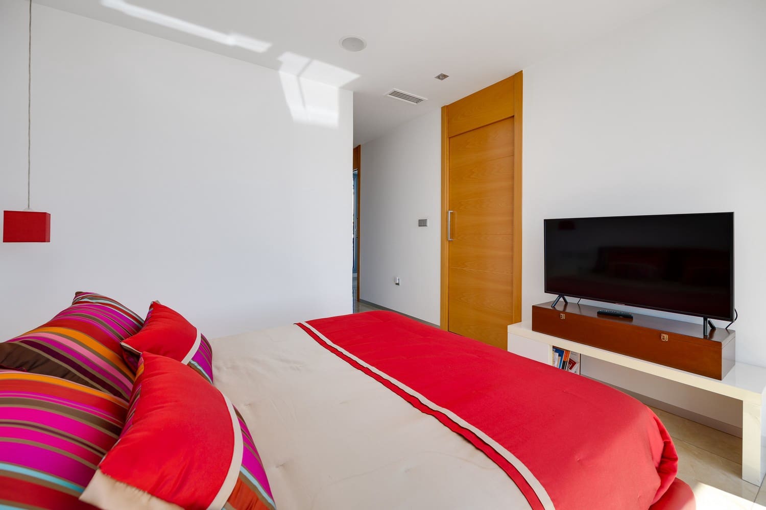 5 bedroom Townhouse for sale in San Fulgencio with garage - € 1,200,000 (Ref: 9665153)