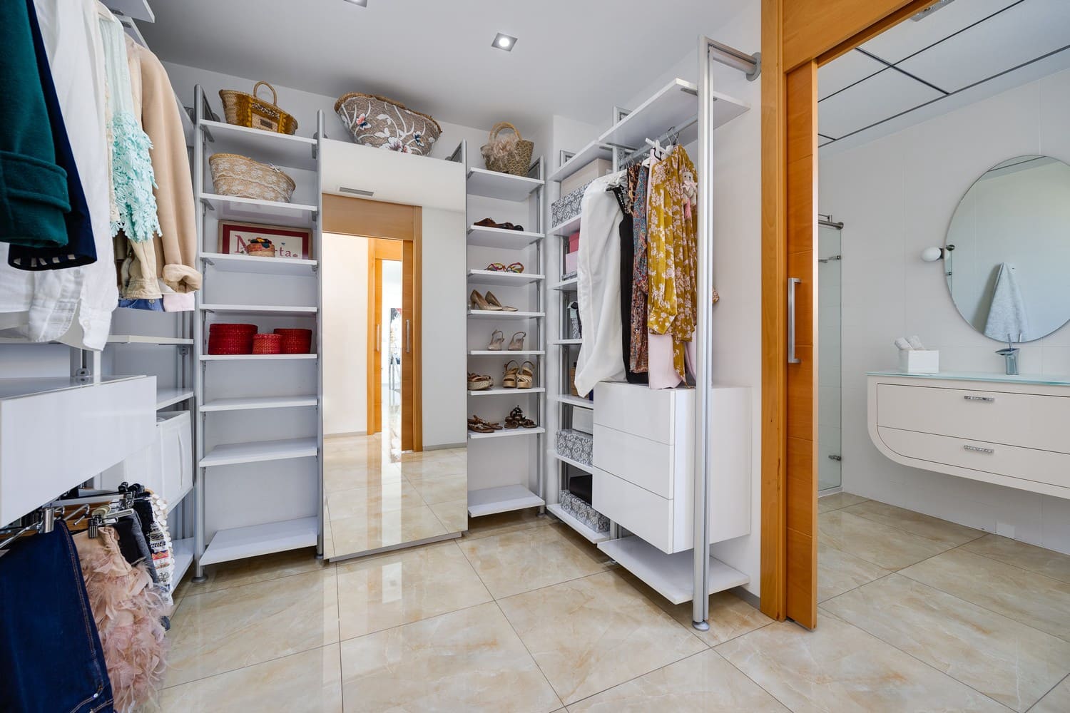 5 bedroom Townhouse for sale in San Fulgencio with garage - € 1,200,000 (Ref: 9665153)