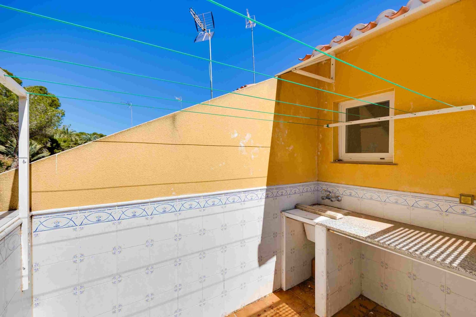 4 soveværelse Rækkehus til salg i Campoamor med garage - € 425.000 (Ref: 9715603)