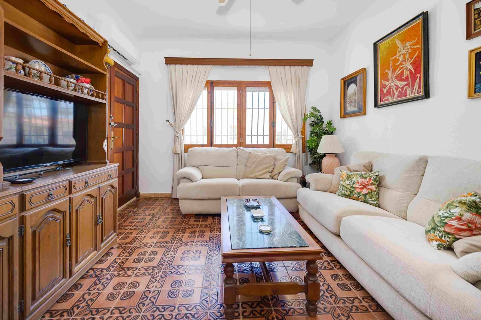 4 soveværelse Rækkehus til salg i Campoamor med garage - € 425.000 (Ref: 9715603)