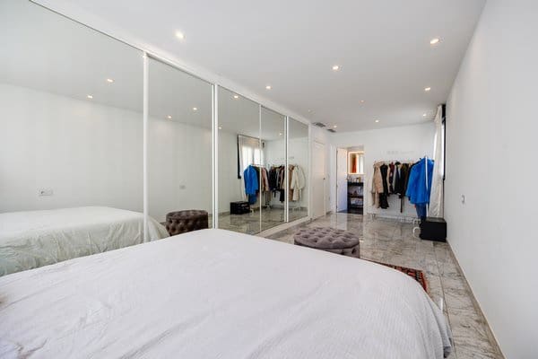 3 chambre Villa/Maison à vendre à Los Balcones avec piscine garage - 1 320 000 € (Ref: 9720309)