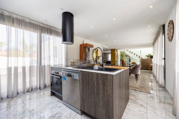 3 Zimmer Villa zu verkaufen in El Chaparral - La Siesta - La Torreta, Torrevieja mit Pool Garage - 1.320.000 € (Ref: 9720309)