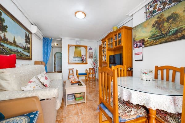 2 slaapkamer Appartement te koop in Torrevieja - € 135.000 (Ref: 9740193)