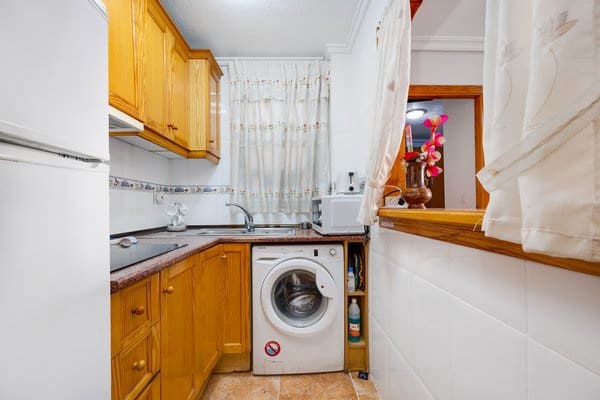 2 Zimmer Apartment zu verkaufen in El Chaparral - La Siesta - La Torreta, Torrevieja - 135.000 € (Ref: 9740193)