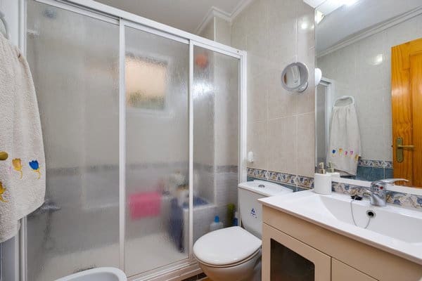 2 Zimmer Apartment zu verkaufen in El Chaparral - La Siesta - La Torreta, Torrevieja - 135.000 € (Ref: 9740193)
