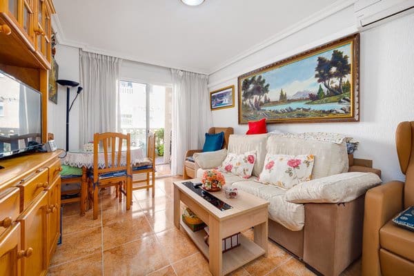 2 Zimmer Apartment zu verkaufen in El Chaparral - La Siesta - La Torreta, Torrevieja - 135.000 € (Ref: 9740193)