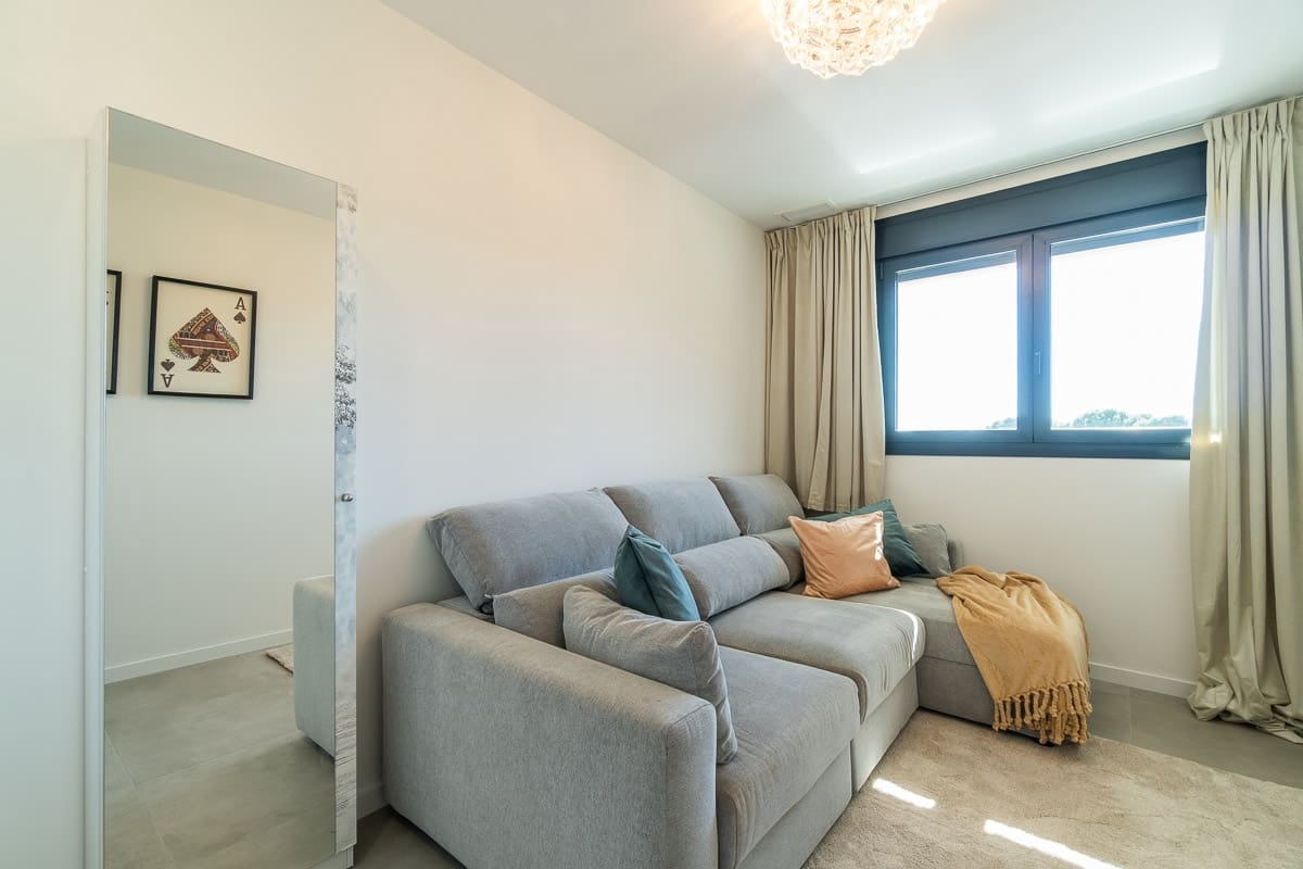 2 bedroom Apartment for sale in Dehesa de Campoamor with pool garage - € 330,000 (Ref: 9740194)