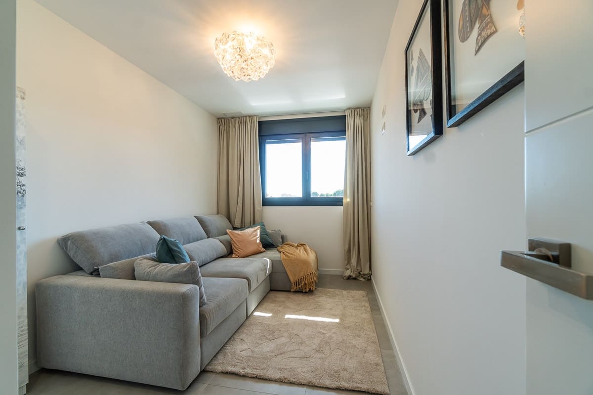 2 bedroom Apartment for sale in Dehesa de Campoamor with pool garage - € 330,000 (Ref: 9740194)