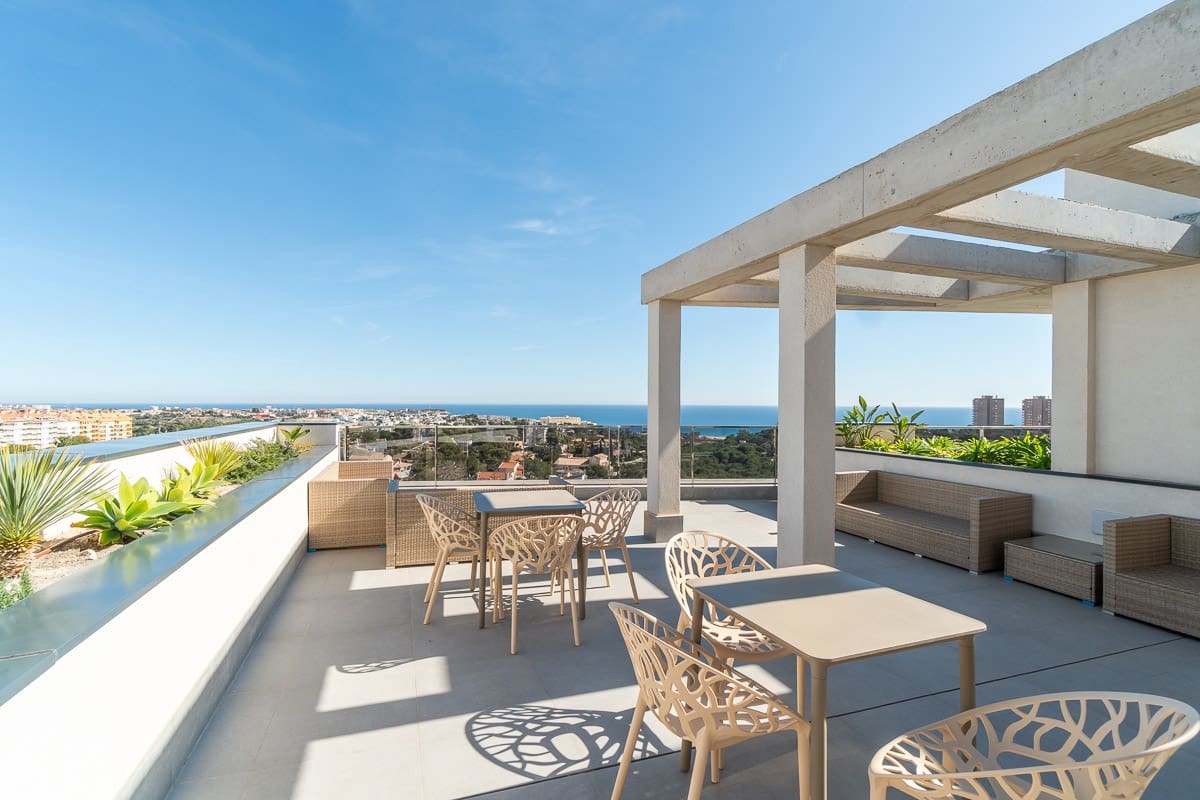 2 bedroom Apartment for sale in Dehesa de Campoamor with pool garage - € 330,000 (Ref: 9740194)