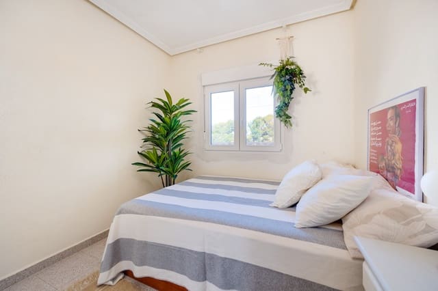 2 makuuhuone Kattohuoneisto myytävänä paikassa Torrevieja - 145 000 € (Ref: 9781374)