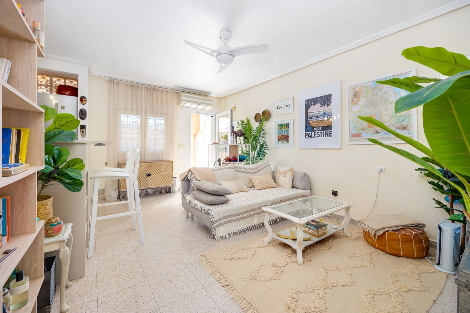 2 soverom Penthouse til salgs i Torrevieja - € 145 000 (Ref: 9781374)