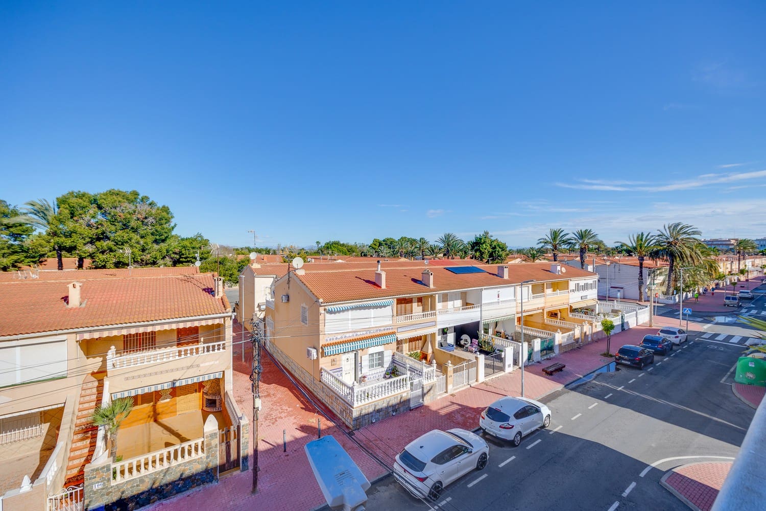 2 soverom Penthouse til salgs i Torrevieja - € 145 000 (Ref: 9781374)