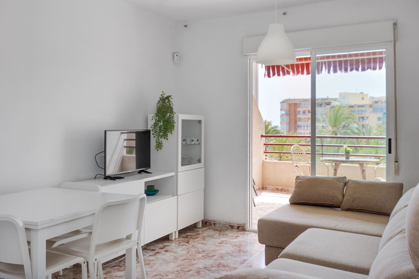 2 slaapkamer Appartement te koop in Torrevieja met garage - € 159.000 (Ref: 9782110)