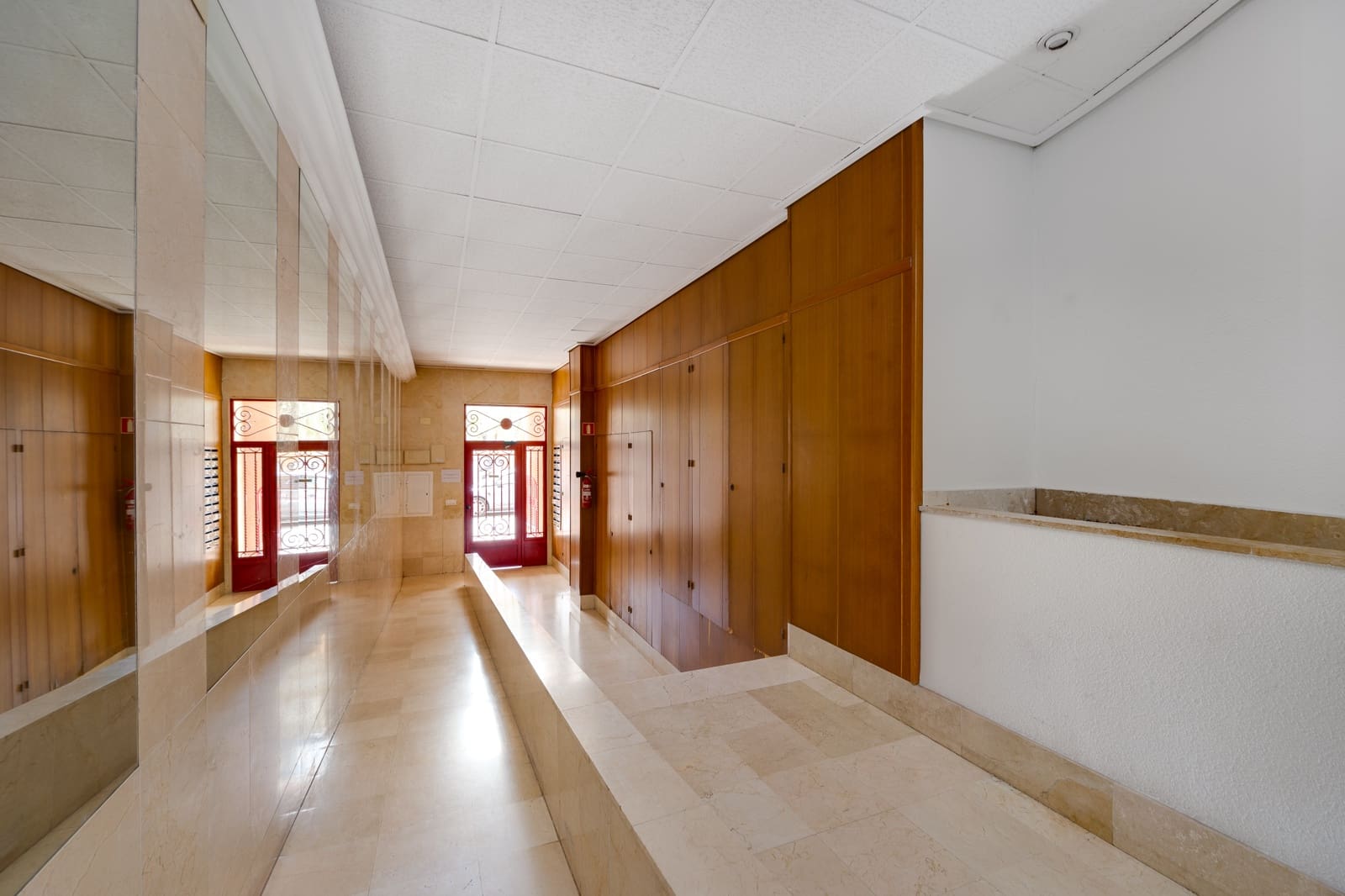 2 slaapkamer Appartement te koop in Torrevieja met garage - € 159.000 (Ref: 9782110)