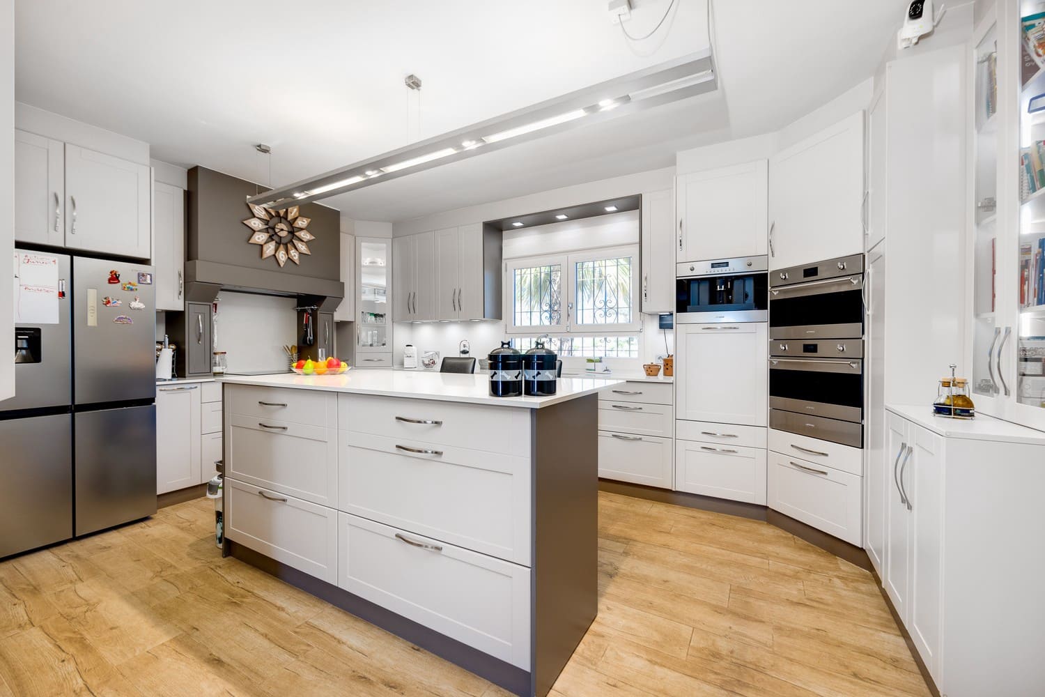 6 sypialnia Finka/Dom wiejski na sprzedaż w Daya Vieja z basenem garażem - 749 000 € (Ref: 9789416)