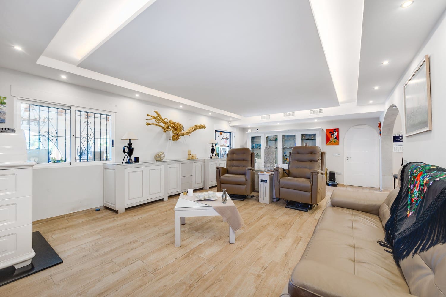 6 sypialnia Finka/Dom wiejski na sprzedaż w Daya Vieja z basenem garażem - 749 000 € (Ref: 9789416)