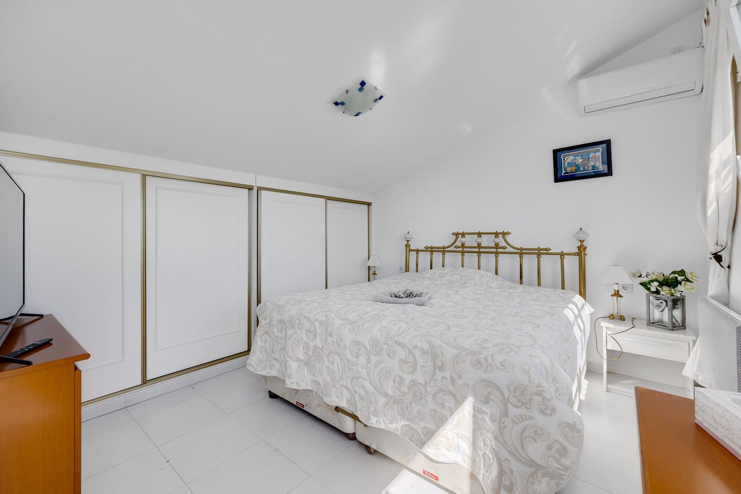 6 sypialnia Finka/Dom wiejski na sprzedaż w Daya Vieja z basenem garażem - 749 000 € (Ref: 9789416)