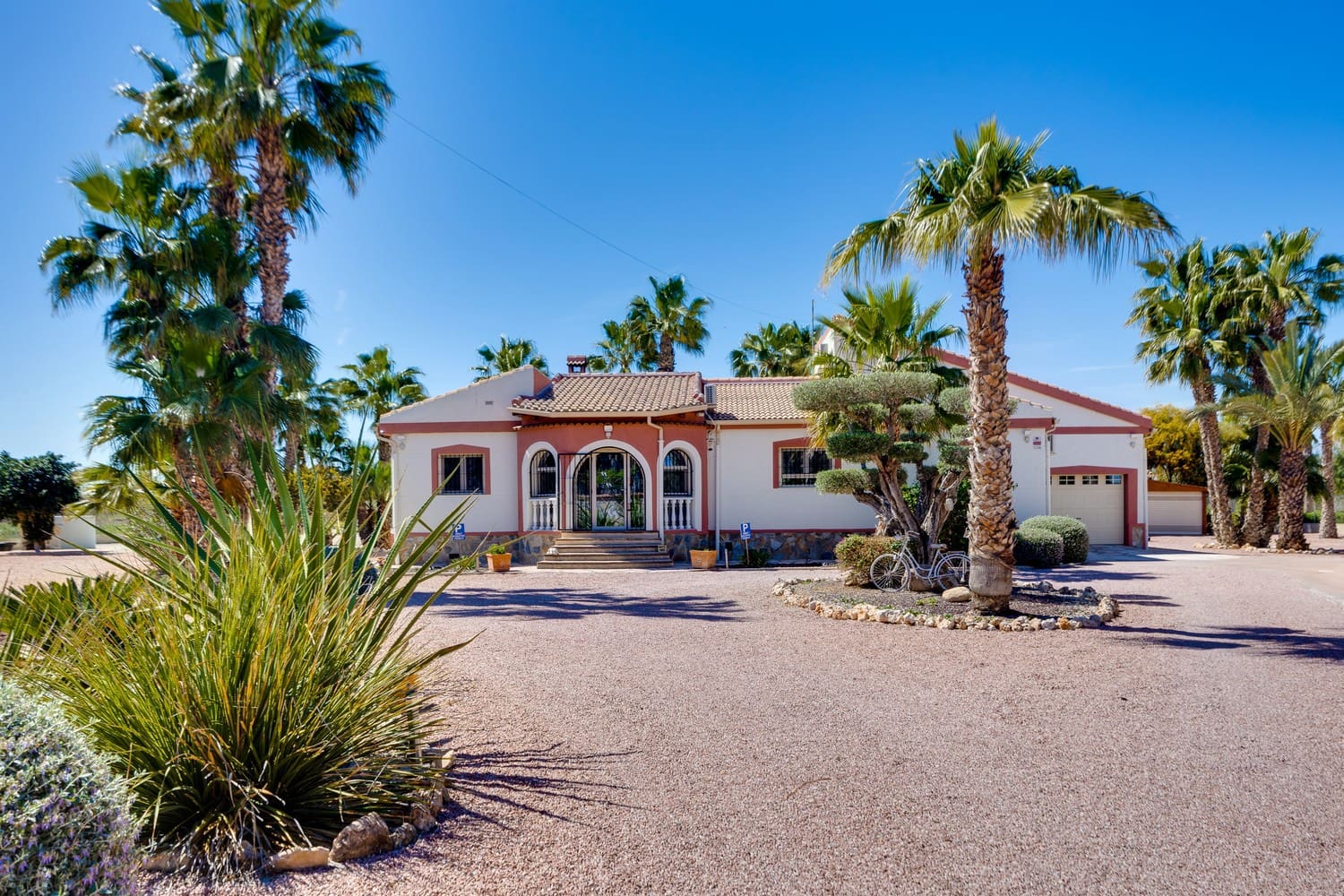 6 sypialnia Finka/Dom wiejski na sprzedaż w Daya Vieja z basenem garażem - 749 000 € (Ref: 9789416)