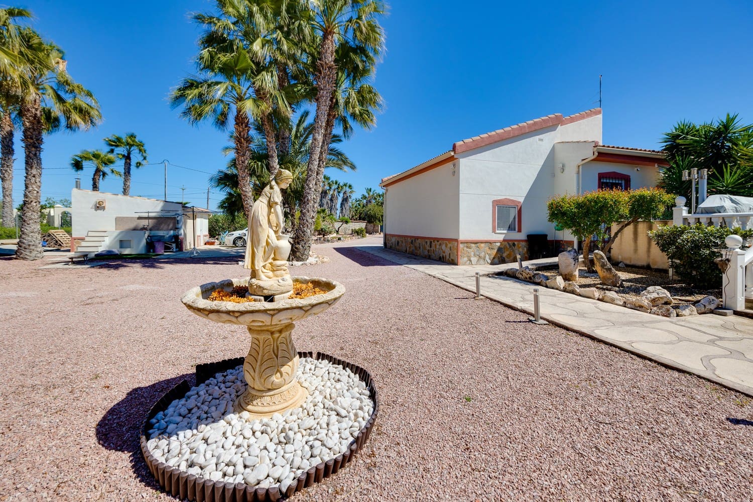 6 sypialnia Finka/Dom wiejski na sprzedaż w Daya Vieja z basenem garażem - 749 000 € (Ref: 9789416)