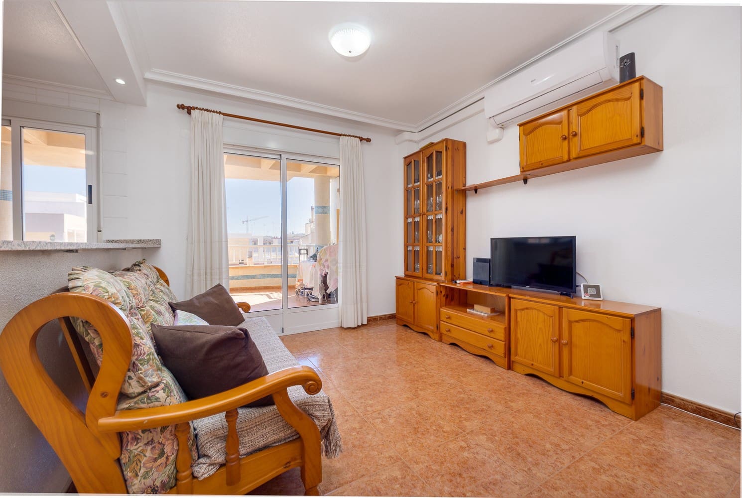 3 quarto Penthouse para venda em Guardamar del Segura - 275 000 € (Ref: 9793613)