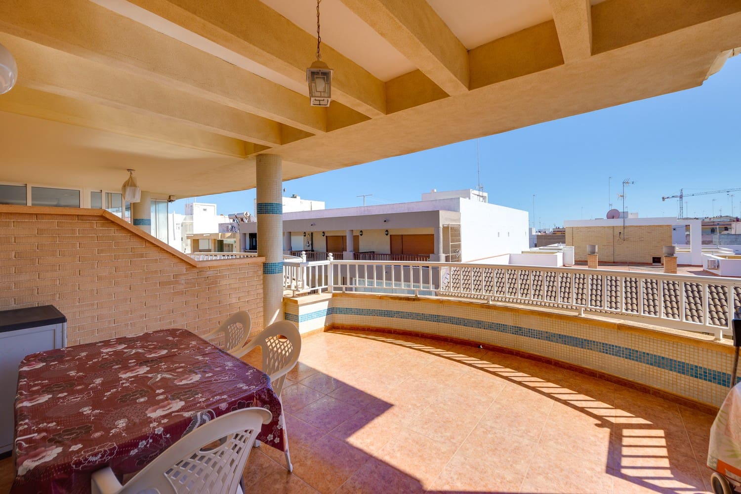 3 quarto Penthouse para venda em Guardamar del Segura - 275 000 € (Ref: 9793613)