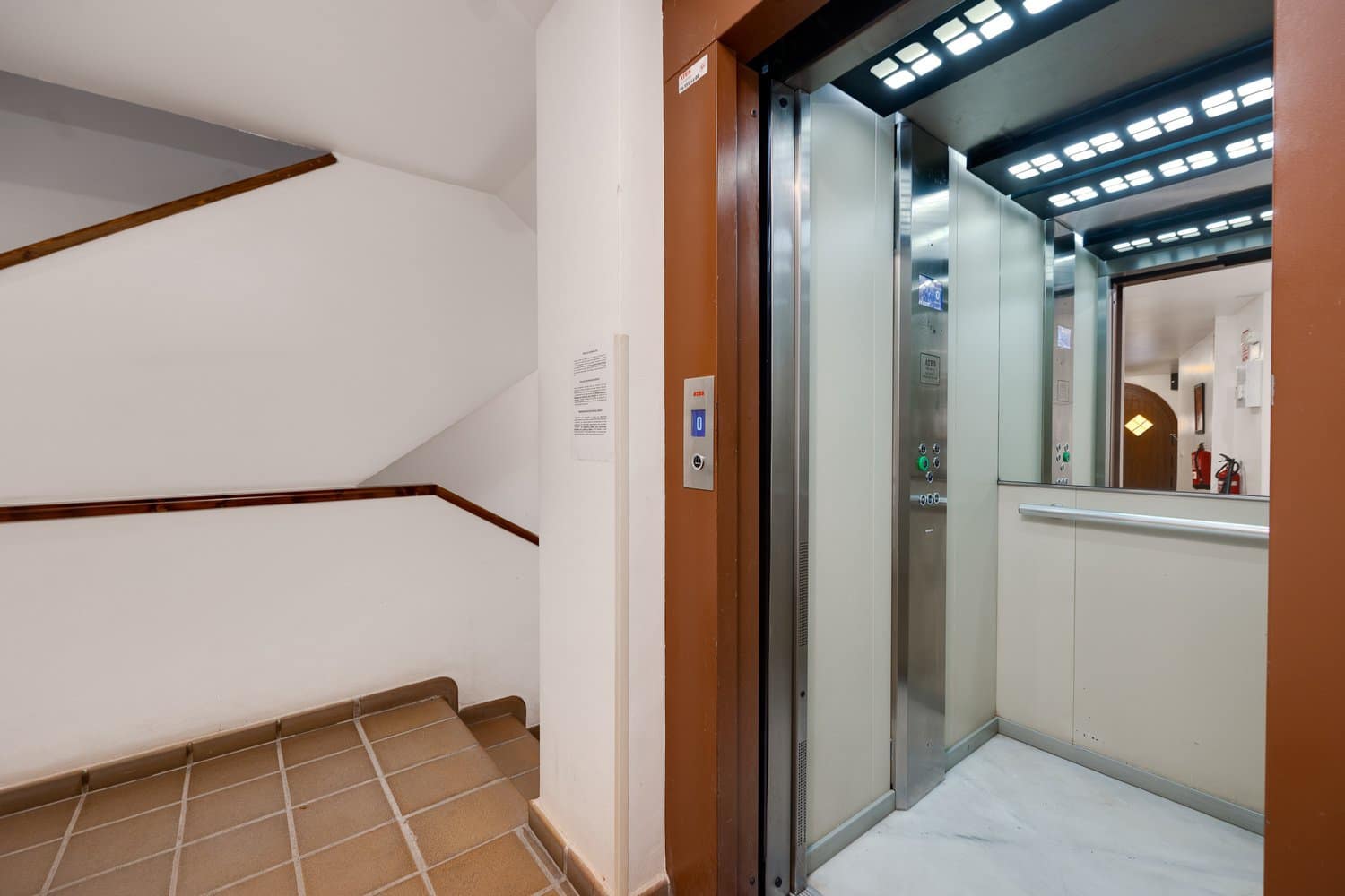 2 bedroom Apartment for sale in Punta Prima with pool garage - € 310,000 (Ref: 9821039)