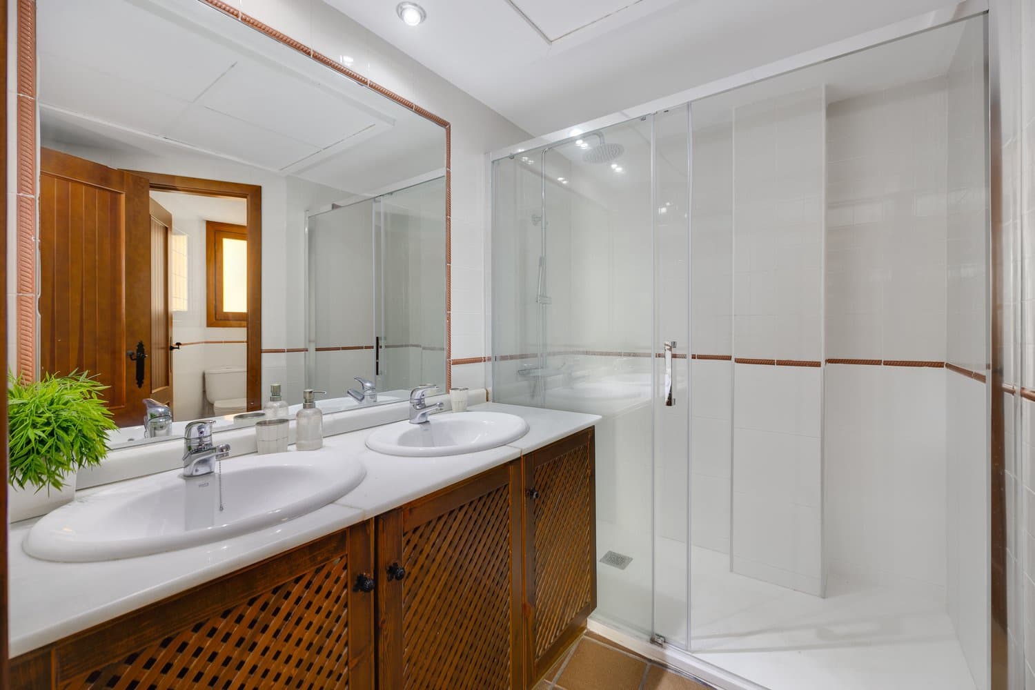 2 bedroom Apartment for sale in Punta Prima with pool garage - € 310,000 (Ref: 9821039)