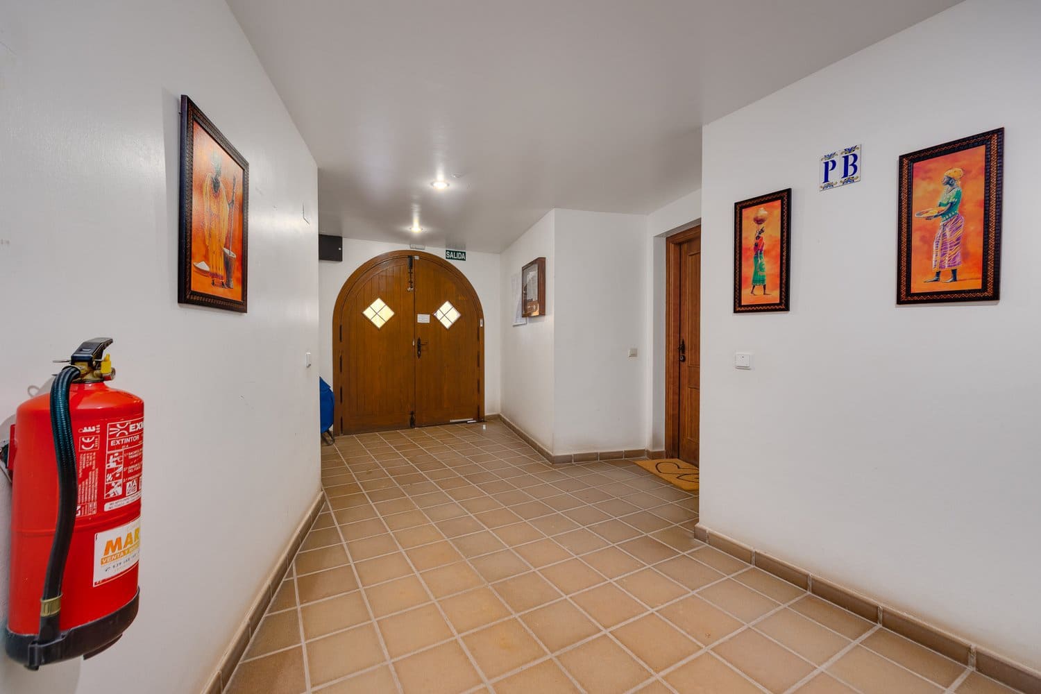 2 bedroom Apartment for sale in Punta Prima with pool garage - € 310,000 (Ref: 9821039)