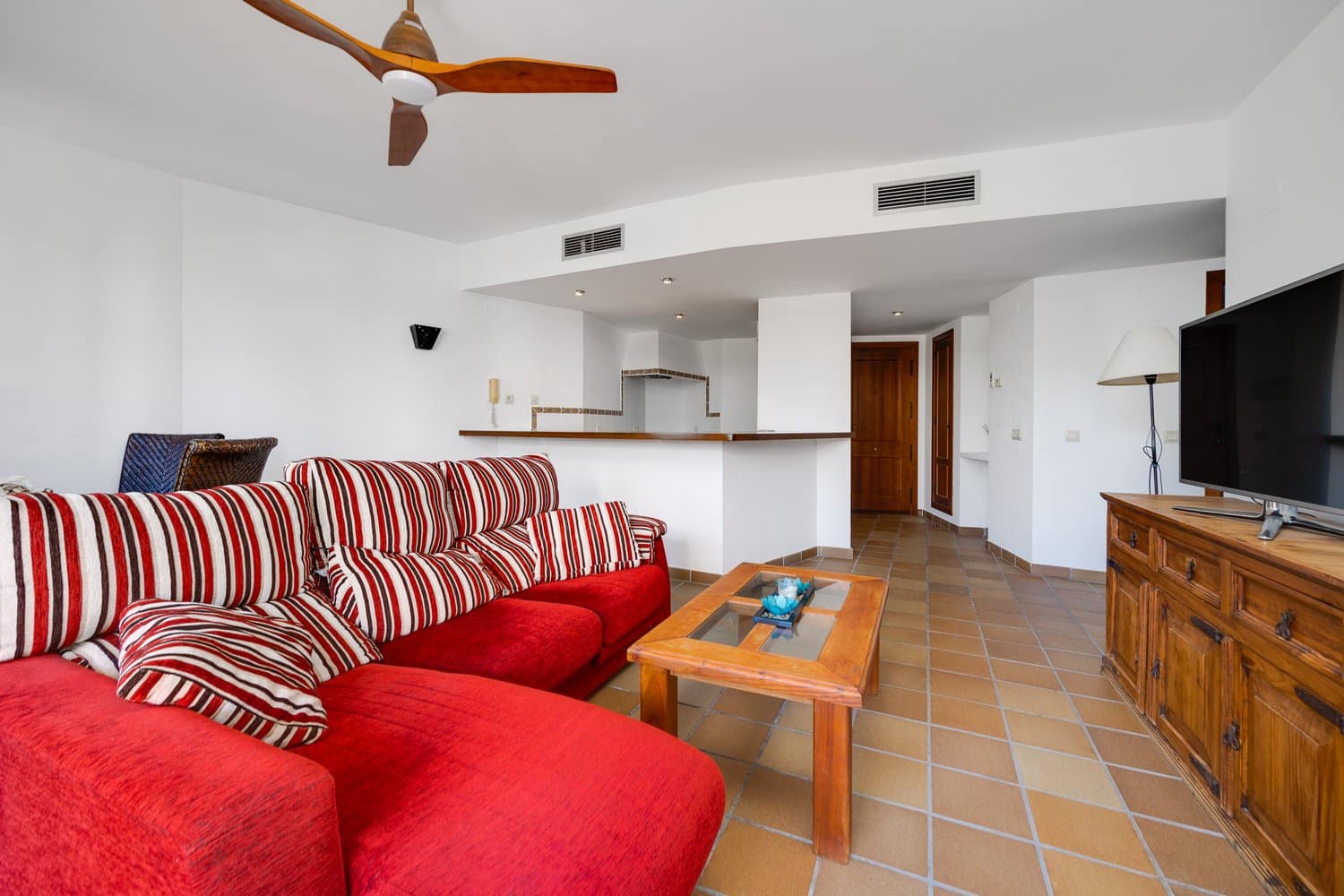 2 bedroom Apartment for sale in Punta Prima with pool garage - € 310,000 (Ref: 9821039)