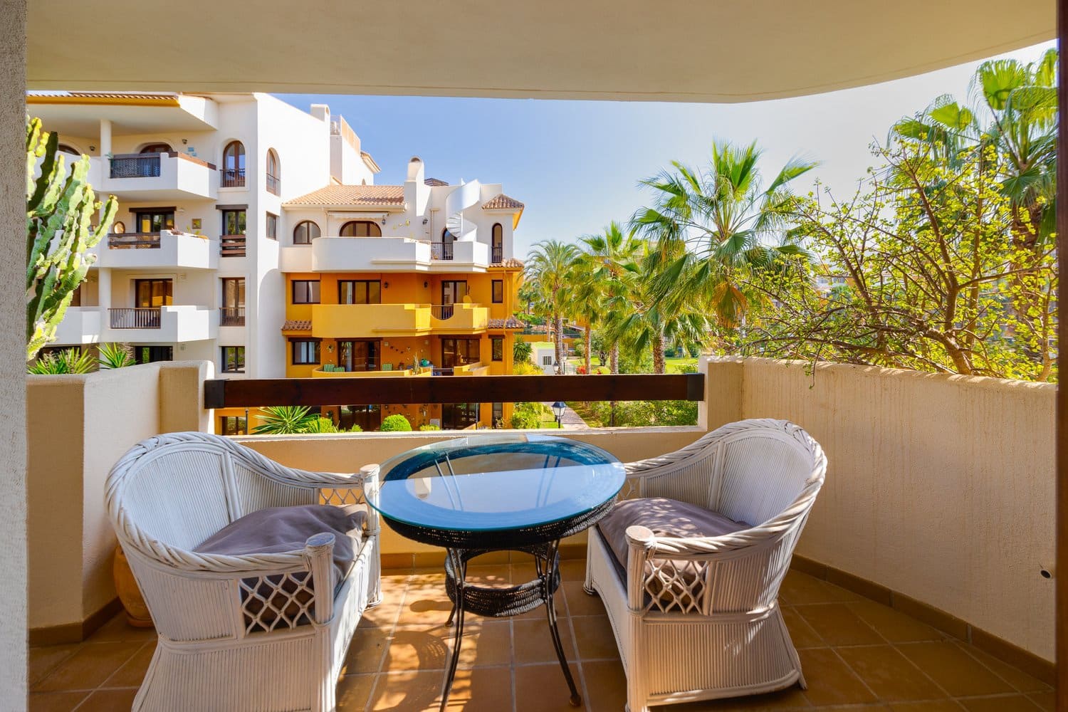 2 bedroom Apartment for sale in Punta Prima with pool garage - € 310,000 (Ref: 9821039)