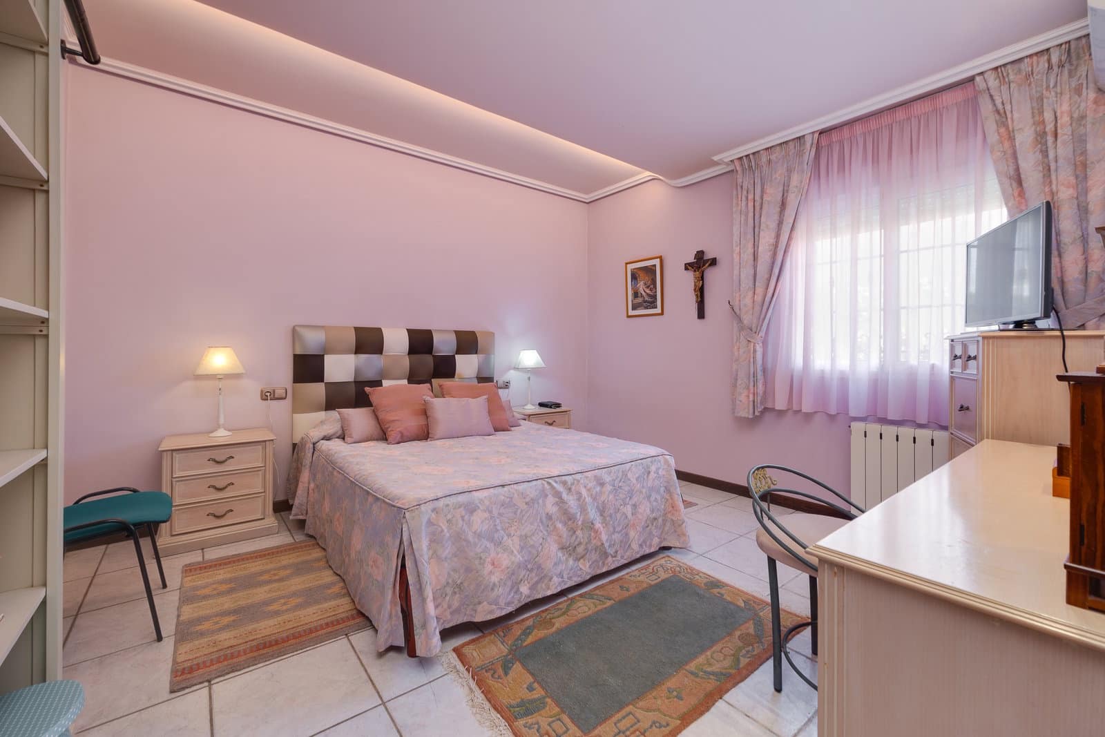 Chalet de 6 habitaciones en Torrevieja en venta con piscina garaje - 950.000 € (Ref: 9830282)