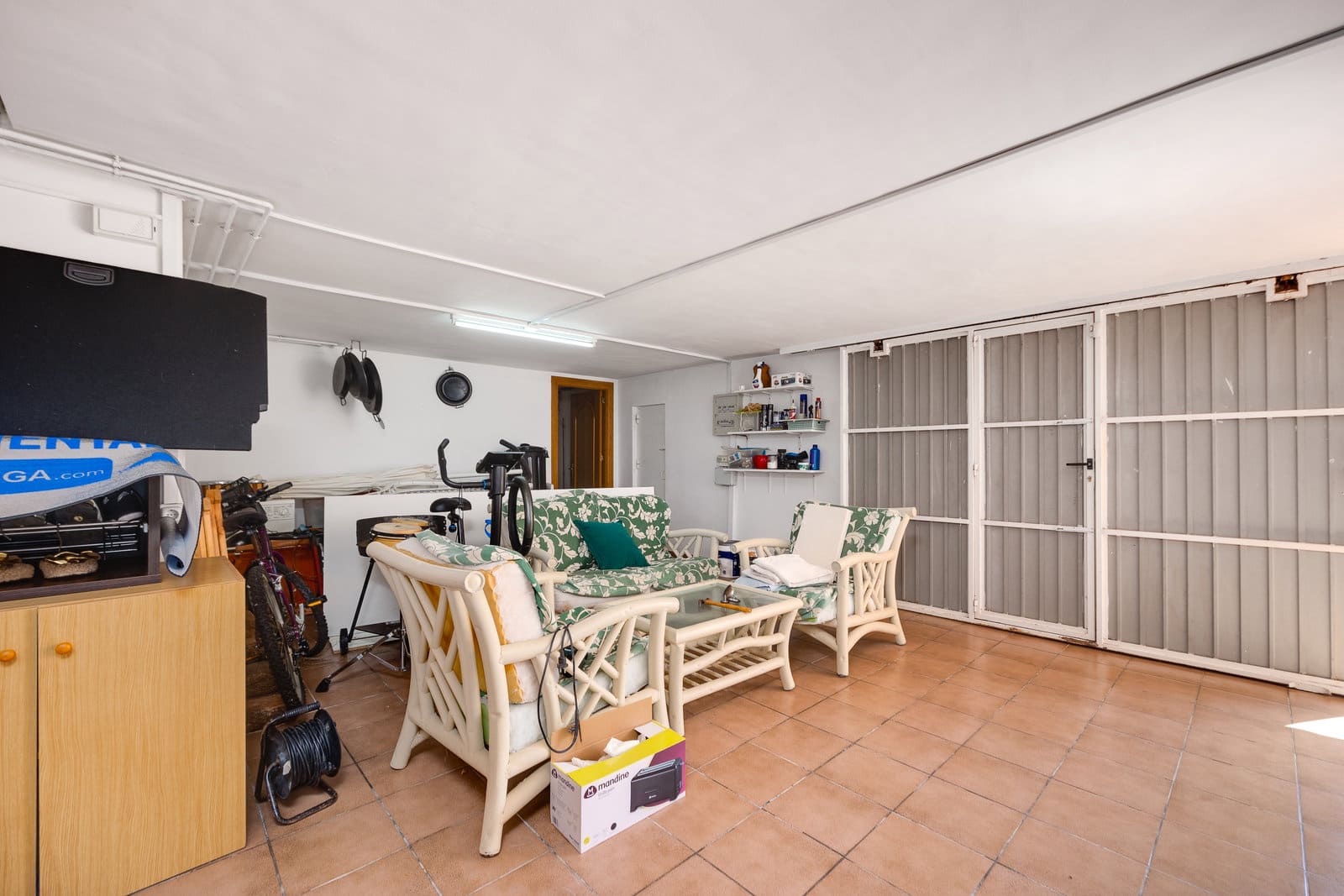 Chalet de 6 habitaciones en Torrevieja en venta con piscina garaje - 950.000 € (Ref: 9830282)