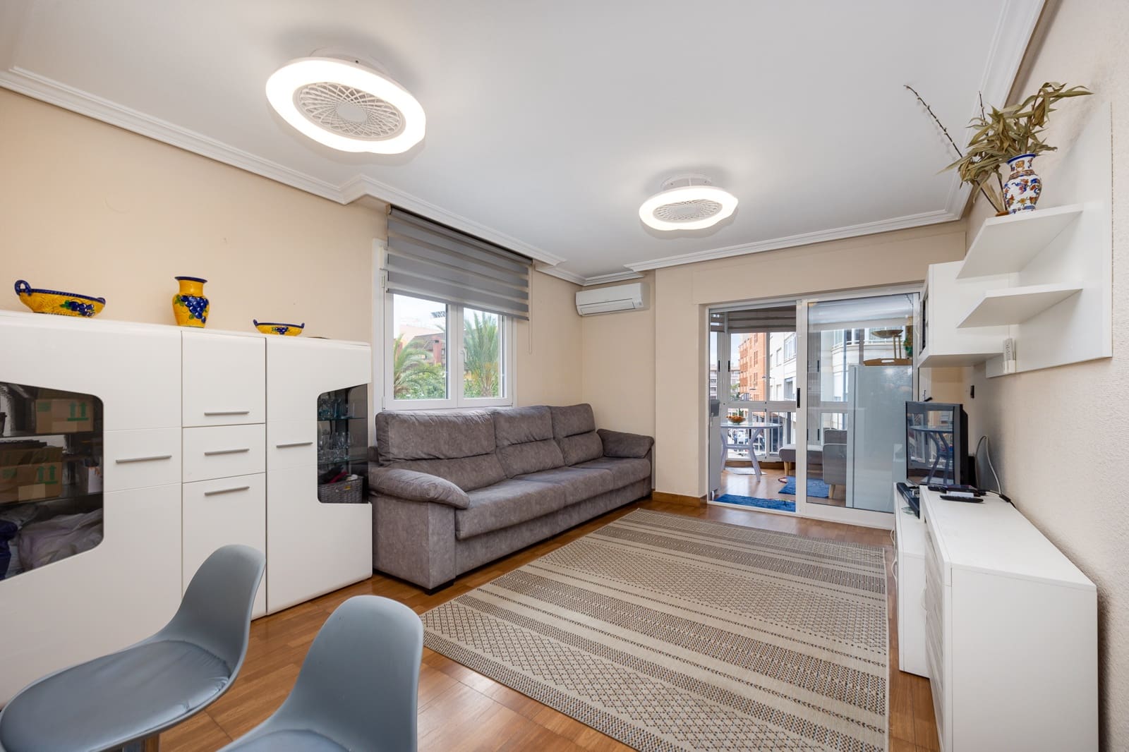 2 makuuhuone Huoneisto myytävänä paikassa Torrevieja - 199 000 € (Ref: 9834240)