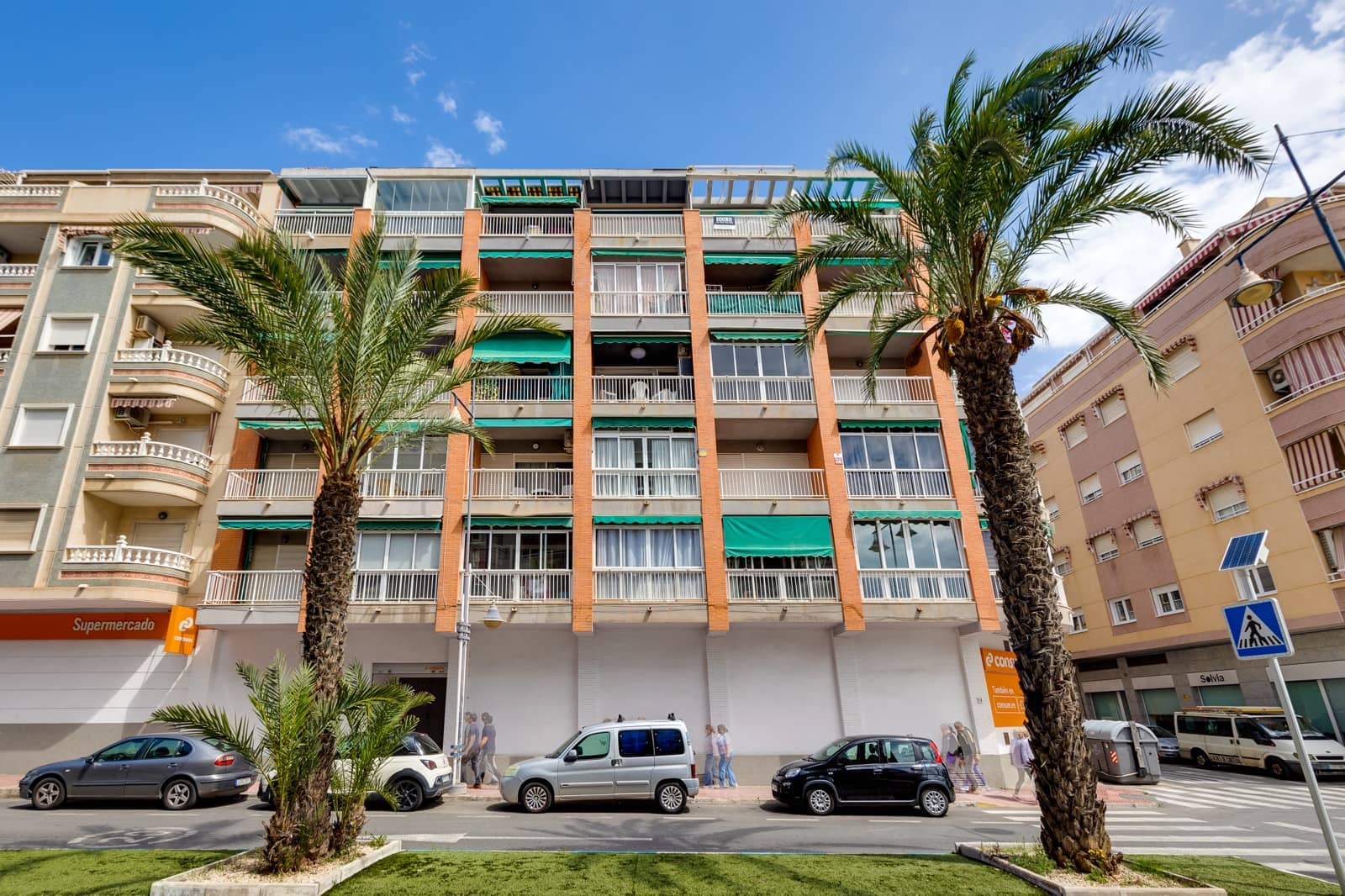 2 makuuhuone Huoneisto myytävänä paikassa Torrevieja - 199 000 € (Ref: 9834240)