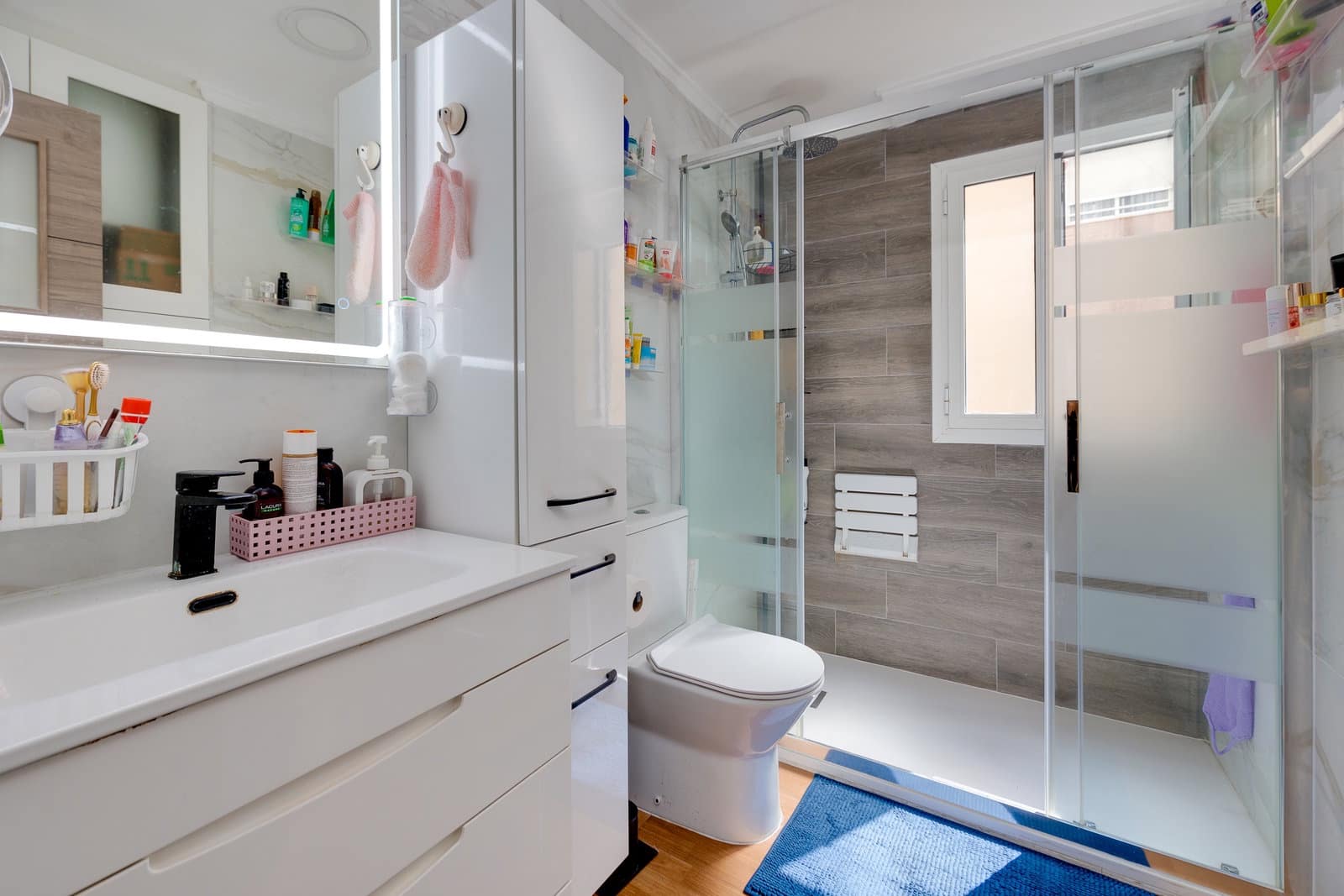 Apartamento de 2 habitaciones en Torrevieja en venta - 199.000 € (Ref: 9834240)