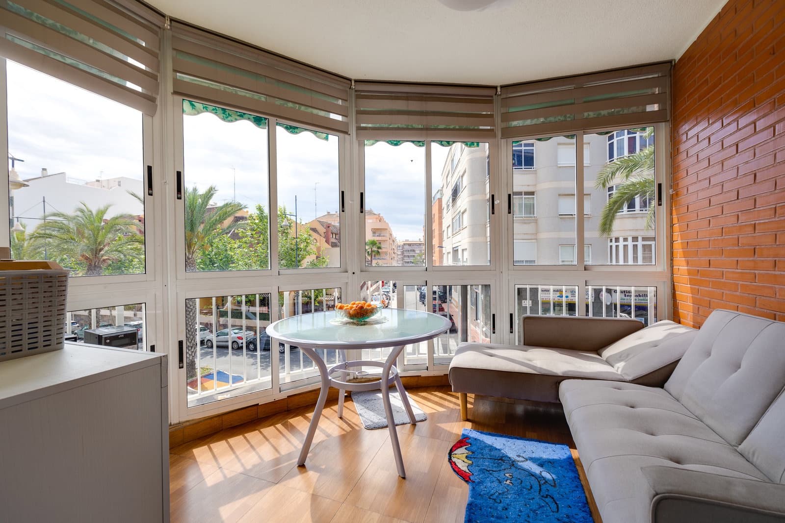 Apartamento de 2 habitaciones en Torrevieja en venta - 199.000 € (Ref: 9834240)