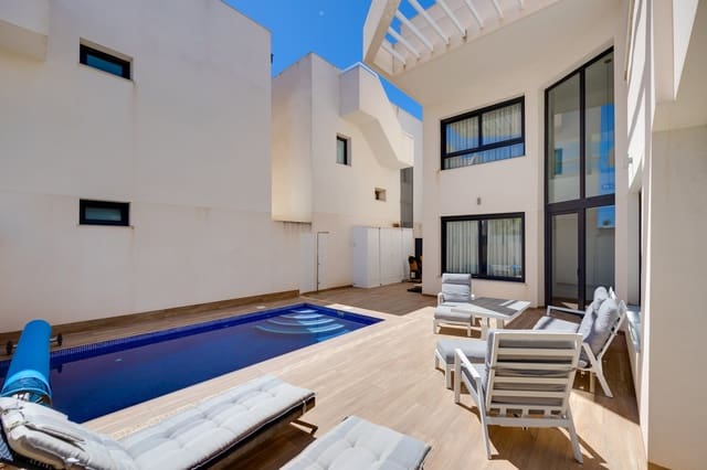 3 sovrum Villa till salu i El Chaparral - La Siesta - La Torreta, Torrevieja med pool garage - 559 000 € (Ref: 9844208)