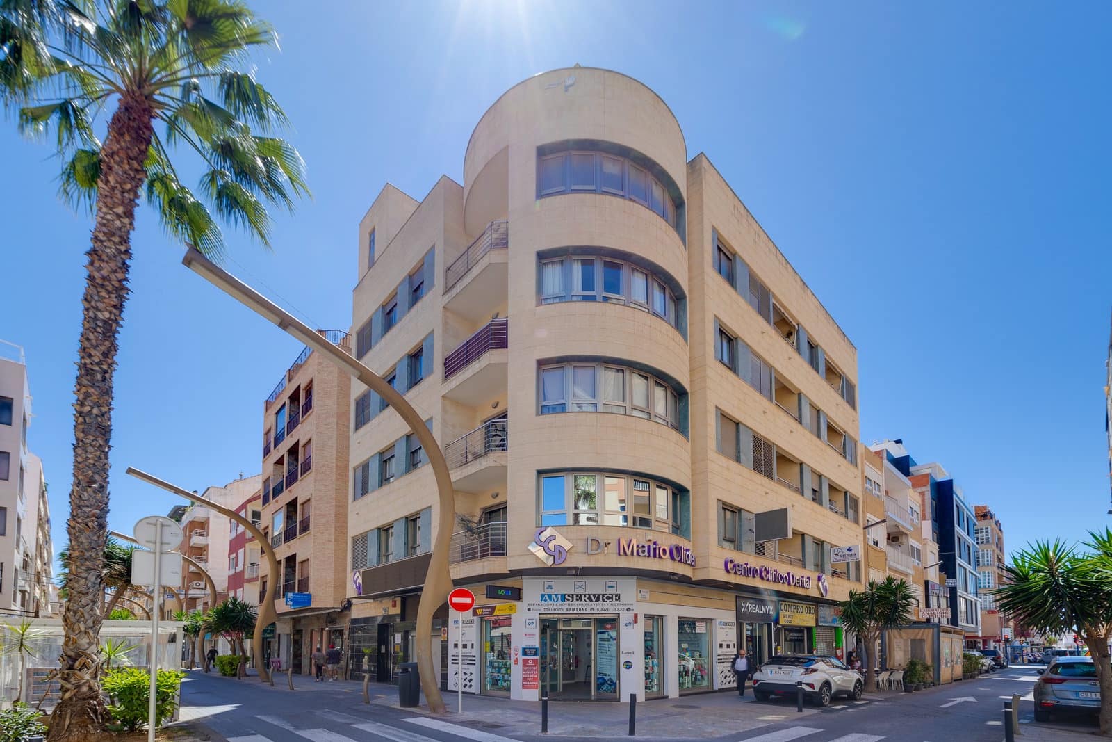 3 bedroom Apartment for sale in Torrevieja - € 170,000 (Ref: 9844479)