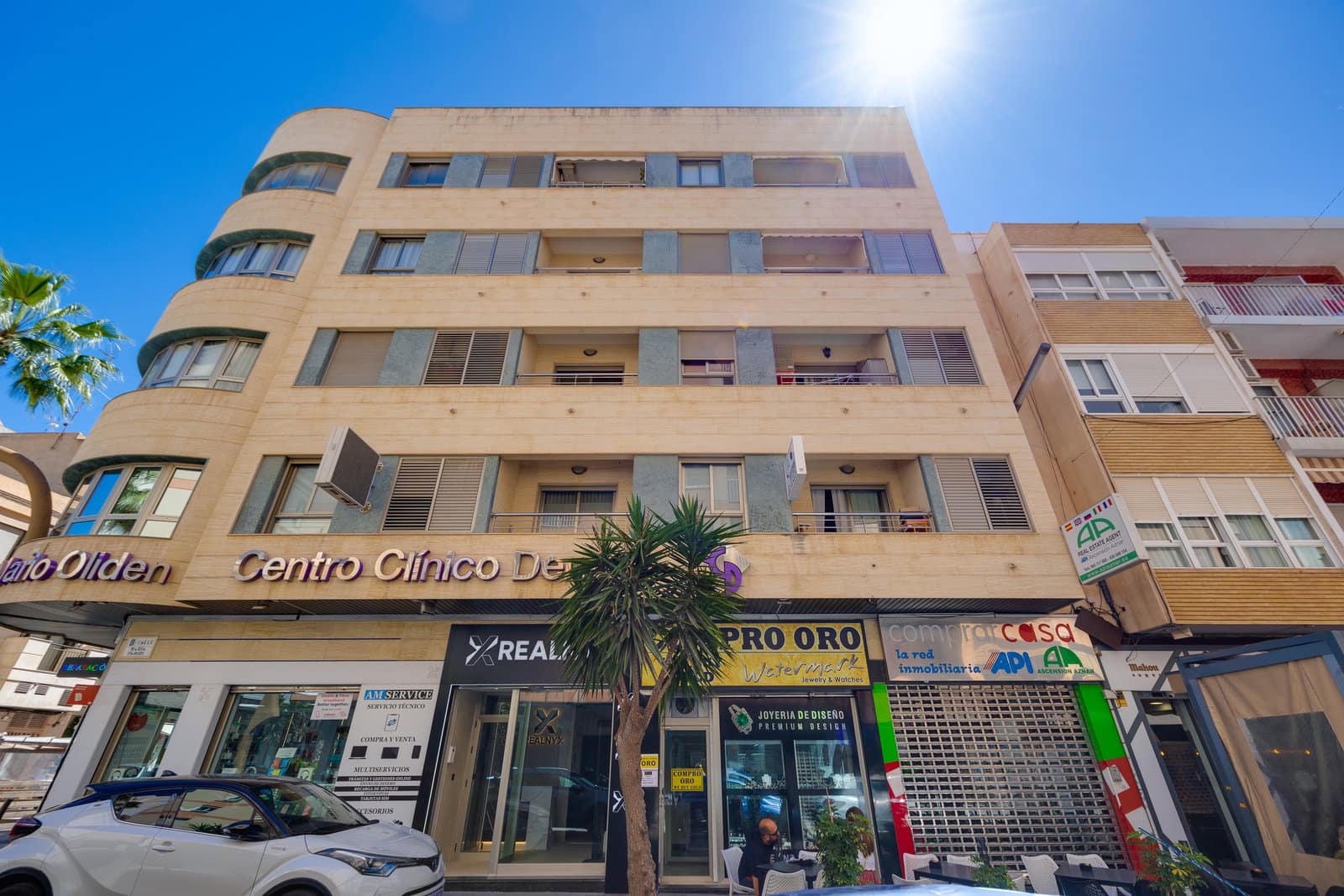 3 bedroom Apartment for sale in Torrevieja - € 170,000 (Ref: 9844479)