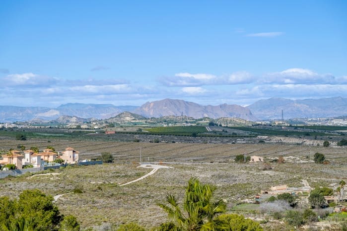 Chalet de 3 habitaciones en San Miguel de Salinas en venta con piscina garaje - 490.000 € (Ref: 9850489)