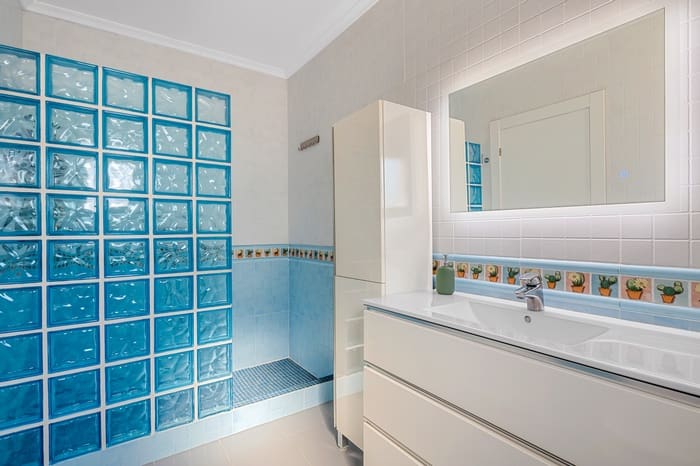 Chalet de 3 habitaciones en San Miguel de Salinas en venta con piscina garaje - 490.000 € (Ref: 9850489)