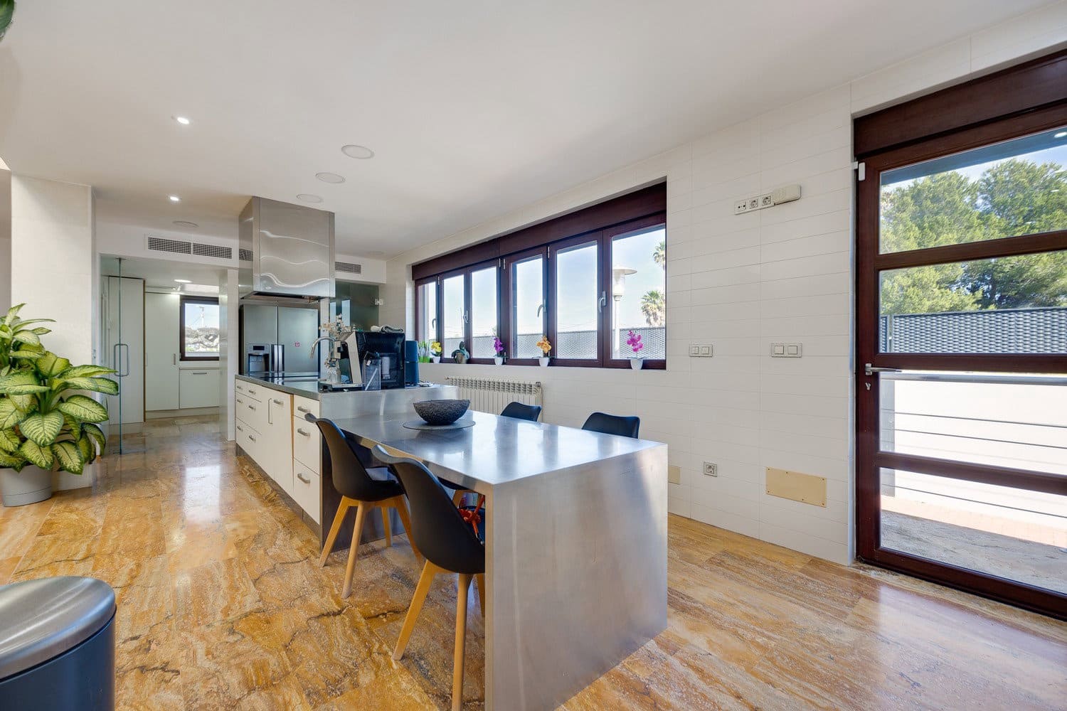 3 bedroom Villa for sale in Los Garres with pool garage - € 1,490,000 (Ref: 9866052)