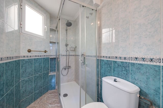 2 makuuhuone Kattohuoneisto myytävänä paikassa Playa del Cura, Torrevieja - 175 000 € (Ref: 9879875)