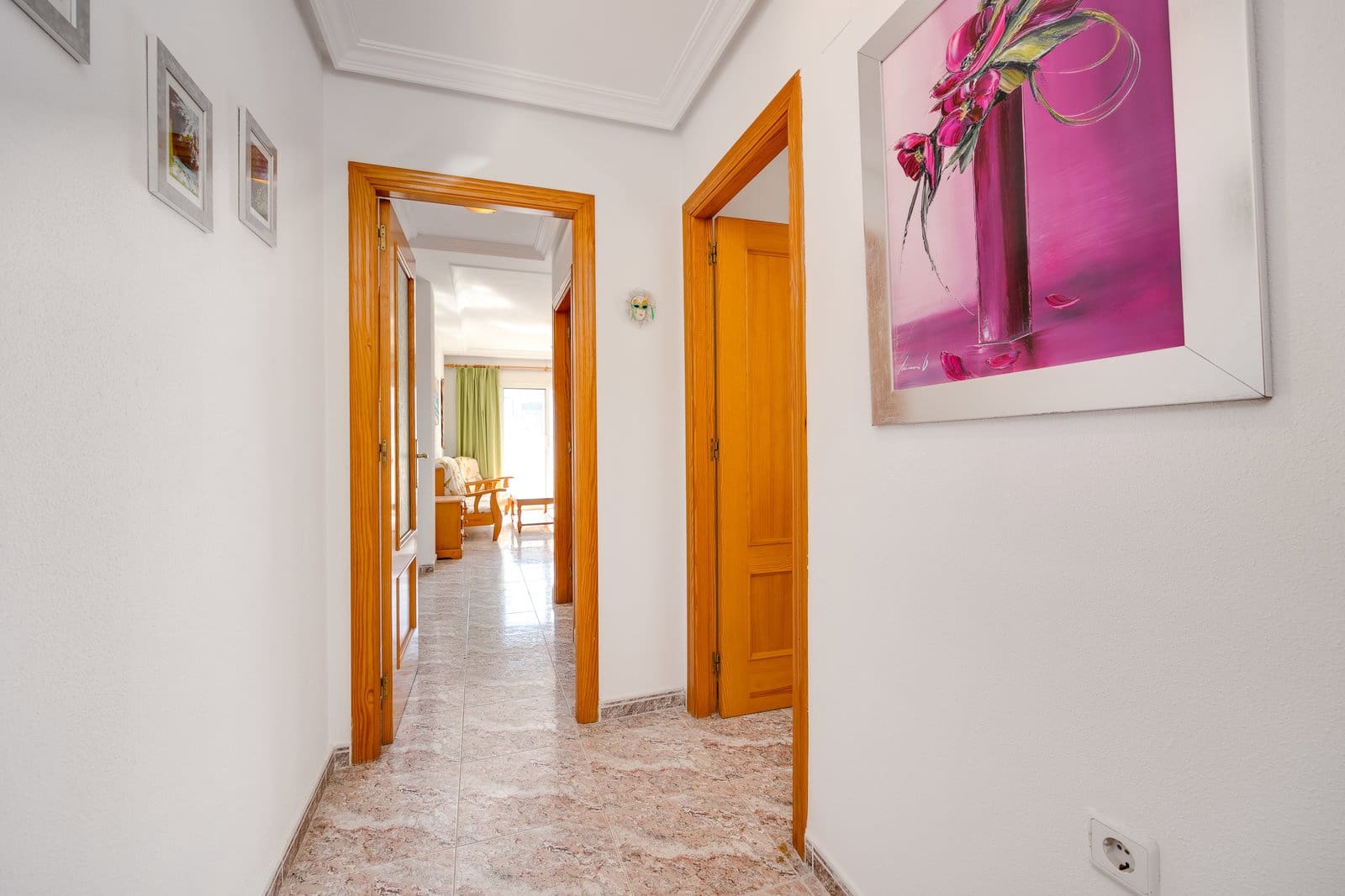 2 bedroom Penthouse for sale in Torrevieja - € 170,000 (Ref: 9879875)