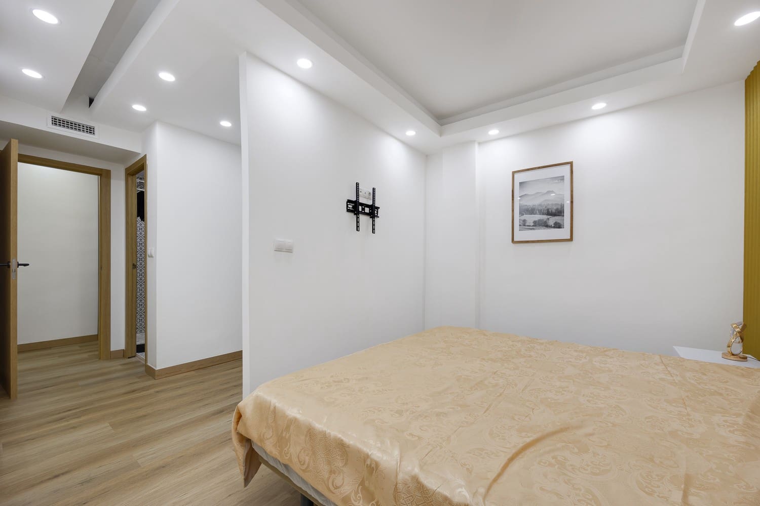 4 sovrum Lägenhet till salu i Torrevieja - 285 000 € (Ref: 9902094)